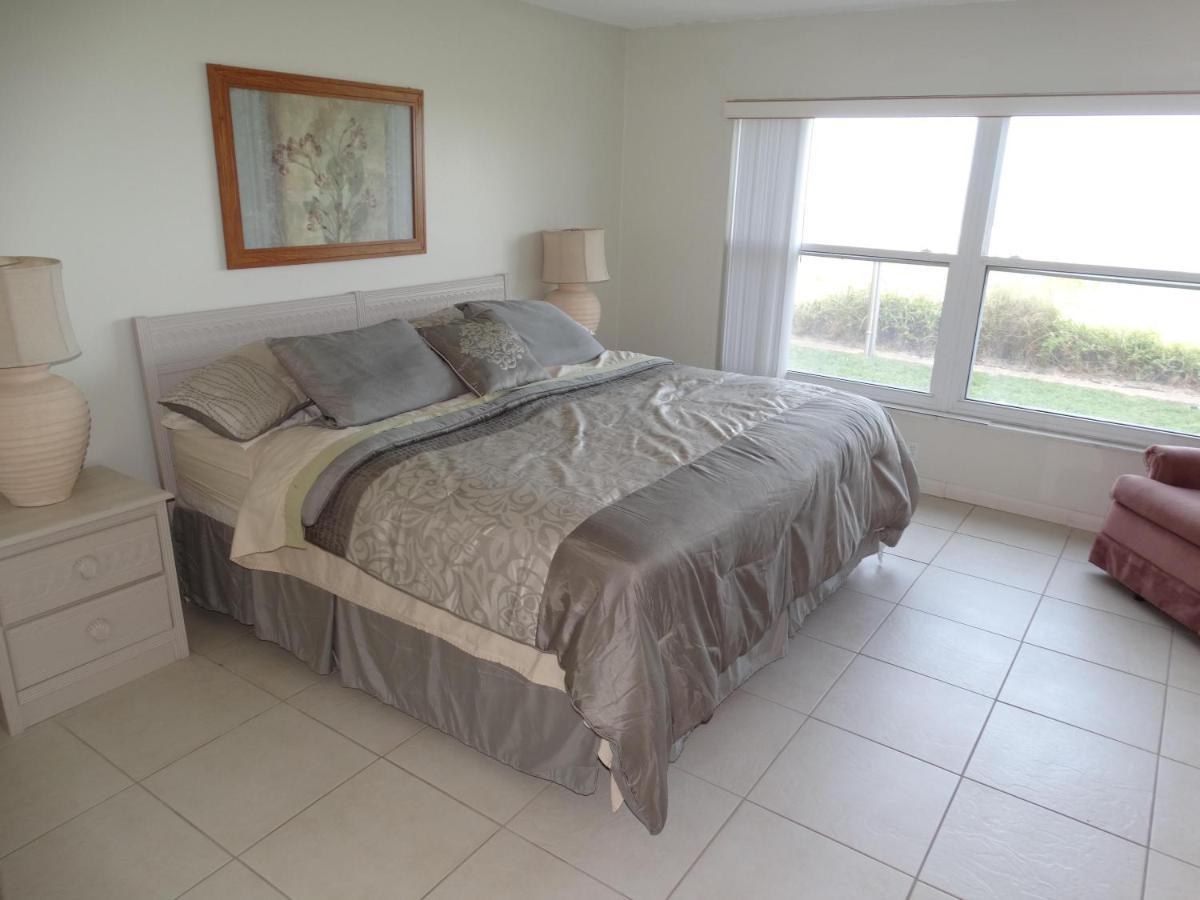 קוקו ביץ' Spanish Main Unit 4- Direct Oceanfront Condo! מראה חיצוני תמונה
