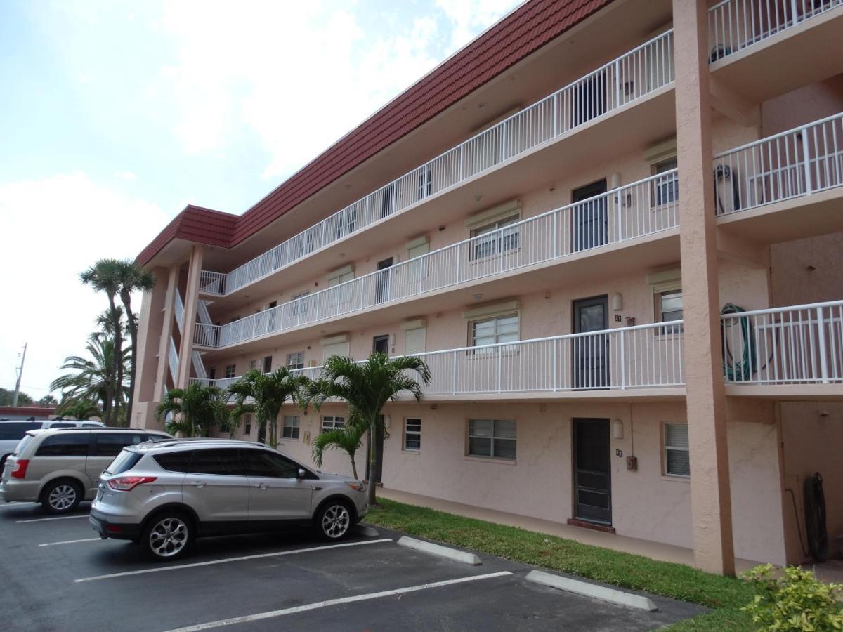 קוקו ביץ' Spanish Main Unit 4- Direct Oceanfront Condo! מראה חיצוני תמונה